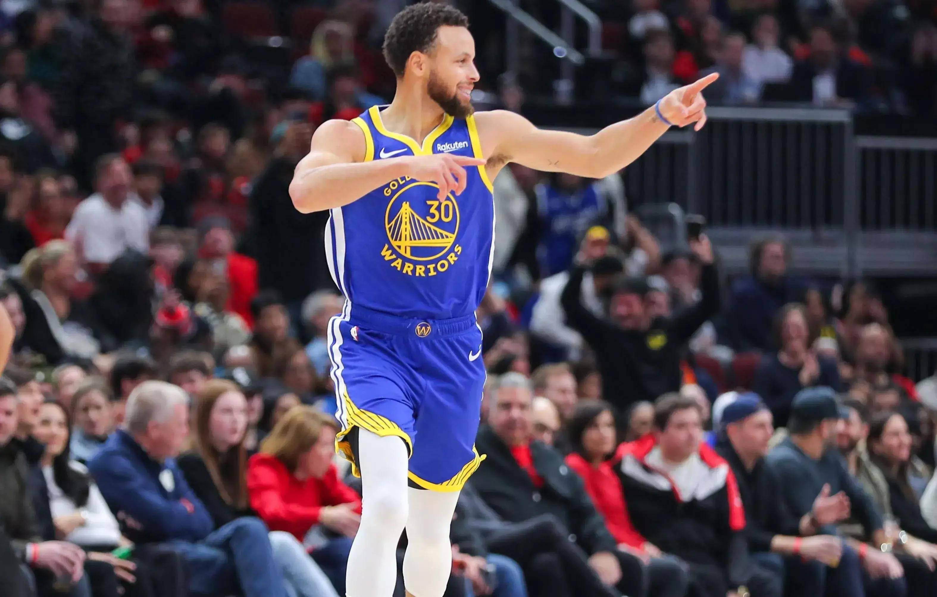 DO：圣徒拒绝埃弗顿对迪布林4000万报价，还价5000万+25%分成（南安普顿驳回埃弗顿4000万求购迪布林，索价5000万并附25%转售分成）