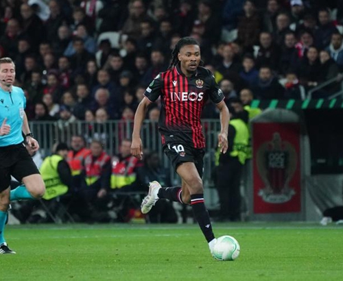 加拉格尔：会留队帮马竞夺冠，要达到图赫尔的标准很难（加拉格尔称将留队助马竞争冠，坦言达到图赫尔标准并不容易）