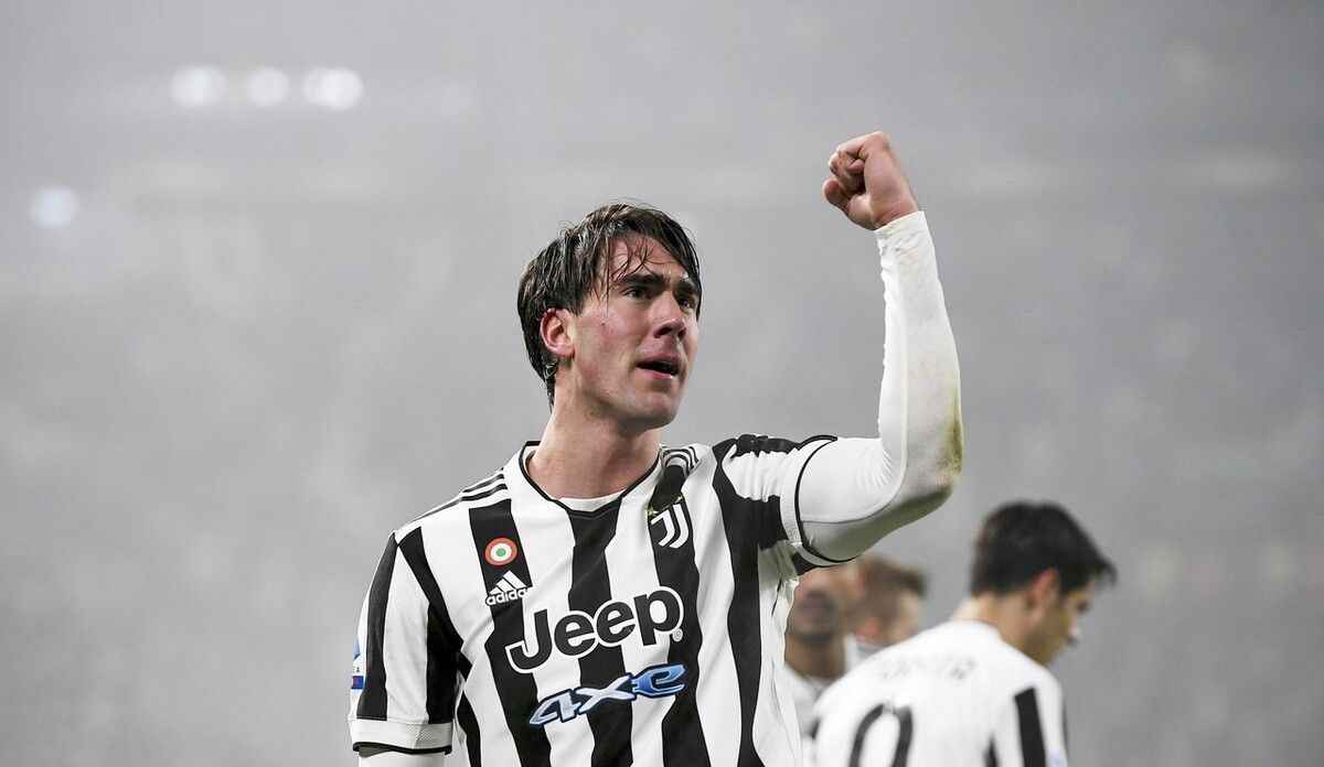 法尔克：拜仁不太可能在一月签下格伊，球队想优先与于帕续约（法尔克：拜仁冬窗难引进格伊，续约于帕优先）