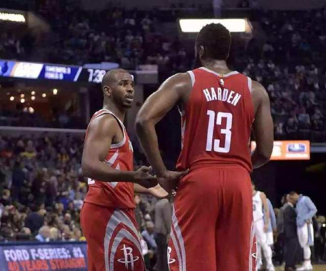 TA：利物浦冬窗签格伊可能性不大；与索博的续约谈判已开始（TA：利物浦冬窗引进格伊希望渺茫，已启动与索博的续约对话）