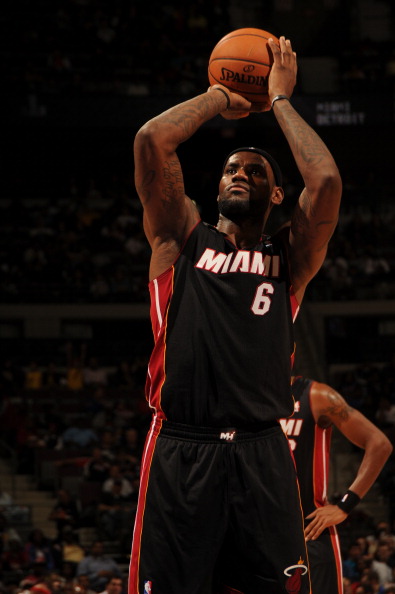 博尔哈：回到西班牙队是一种奖励，我可以在定位球中提供帮助（博尔哈：重返西班牙队是种肯定，我能在定位球上贡献力量）