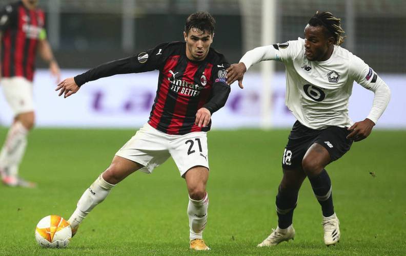 布达佩斯Major：NAVI 2-0横扫B8，3胜2负晋级8强淘汰赛（布达佩斯Major：NAVI 2-0零封B8，3胜2负挺进八强淘汰赛）