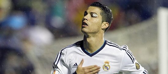 麦迪逊、范德芬4人出席中国香港行活动，指导中小学生踢球（麦迪逊携范德芬等四将亮相中国香港行，走进校园教中小学生踢球）