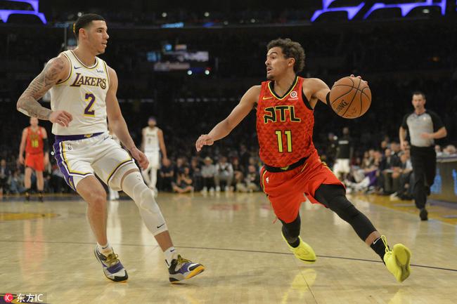 詹姆斯谈湖人防守：我们必须快速回防，限制对手的突破（詹姆斯：湖人须快速退防，遏制对手突破）