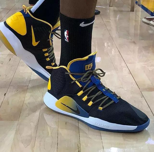 意媒：达米安预计米兰德比归队，姆希塔良未来几天再做检查（意媒：达米安有望赶上米兰德比，姆希塔良将于近日复查）